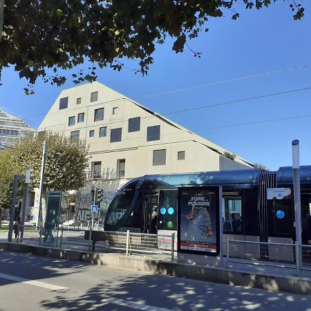 Une Chambre A L'Economat Bordeaux Eksteriør bilde