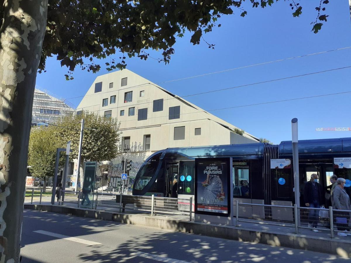 Une Chambre A L'Economat Bordeaux Eksteriør bilde